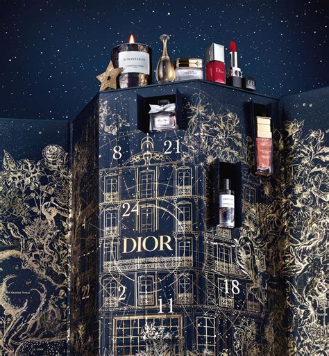 dior カレンダー|Dior christmas calendar.